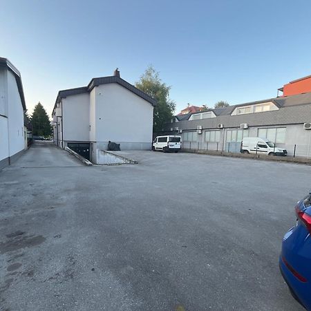 Apartmani Vacanza Záhřeb Exteriér fotografie