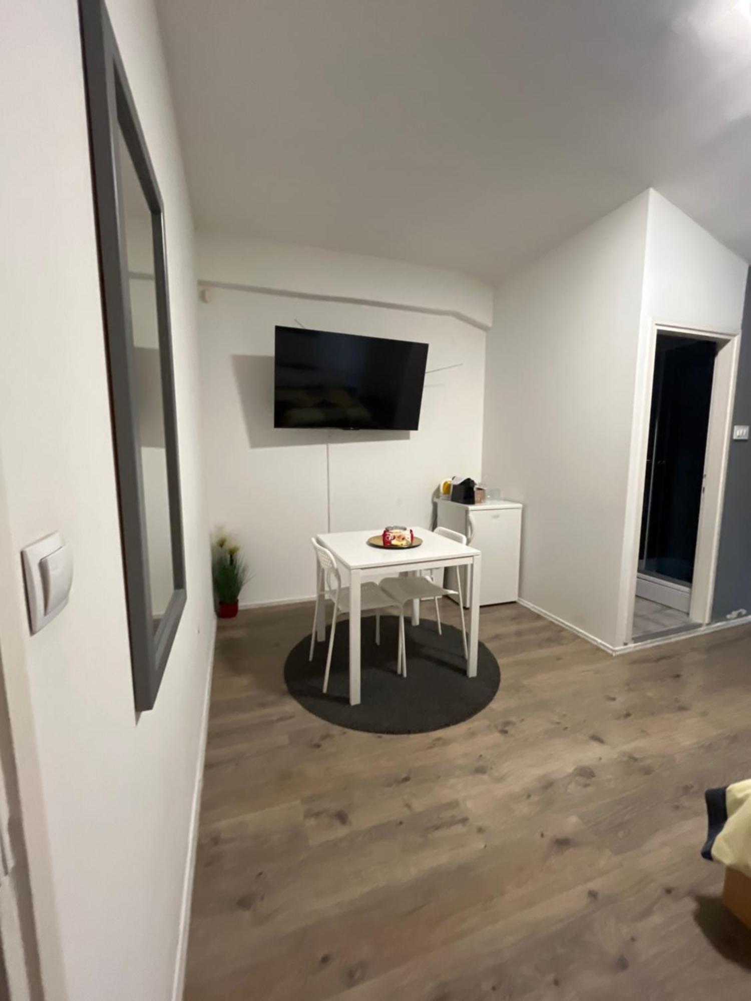 Apartmani Vacanza Záhřeb Exteriér fotografie